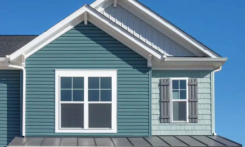 Roof repair and inspection services in Parlier